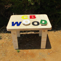 שולחן / שרפרף פאזל שמות לילדים מבית " CB Woodart"